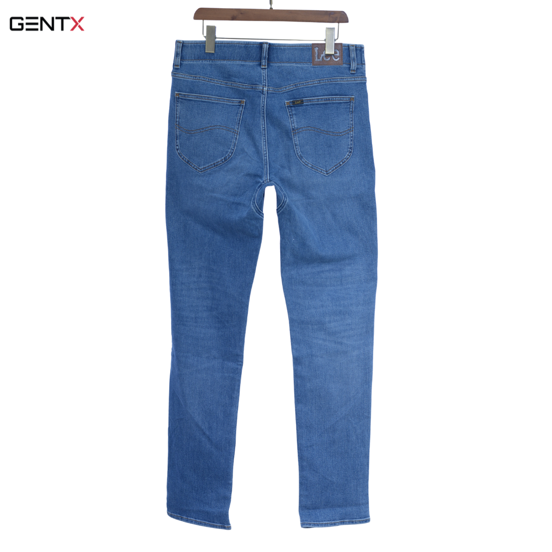 Yosh bokira qizlarning rus jinsi Katta kestirib, tor belli ayollar